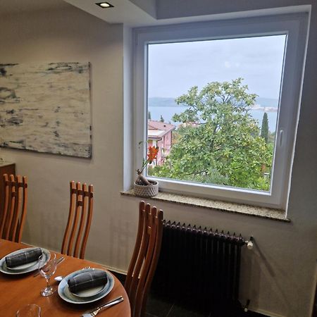 Apartmans Robo Capodistria Esterno foto