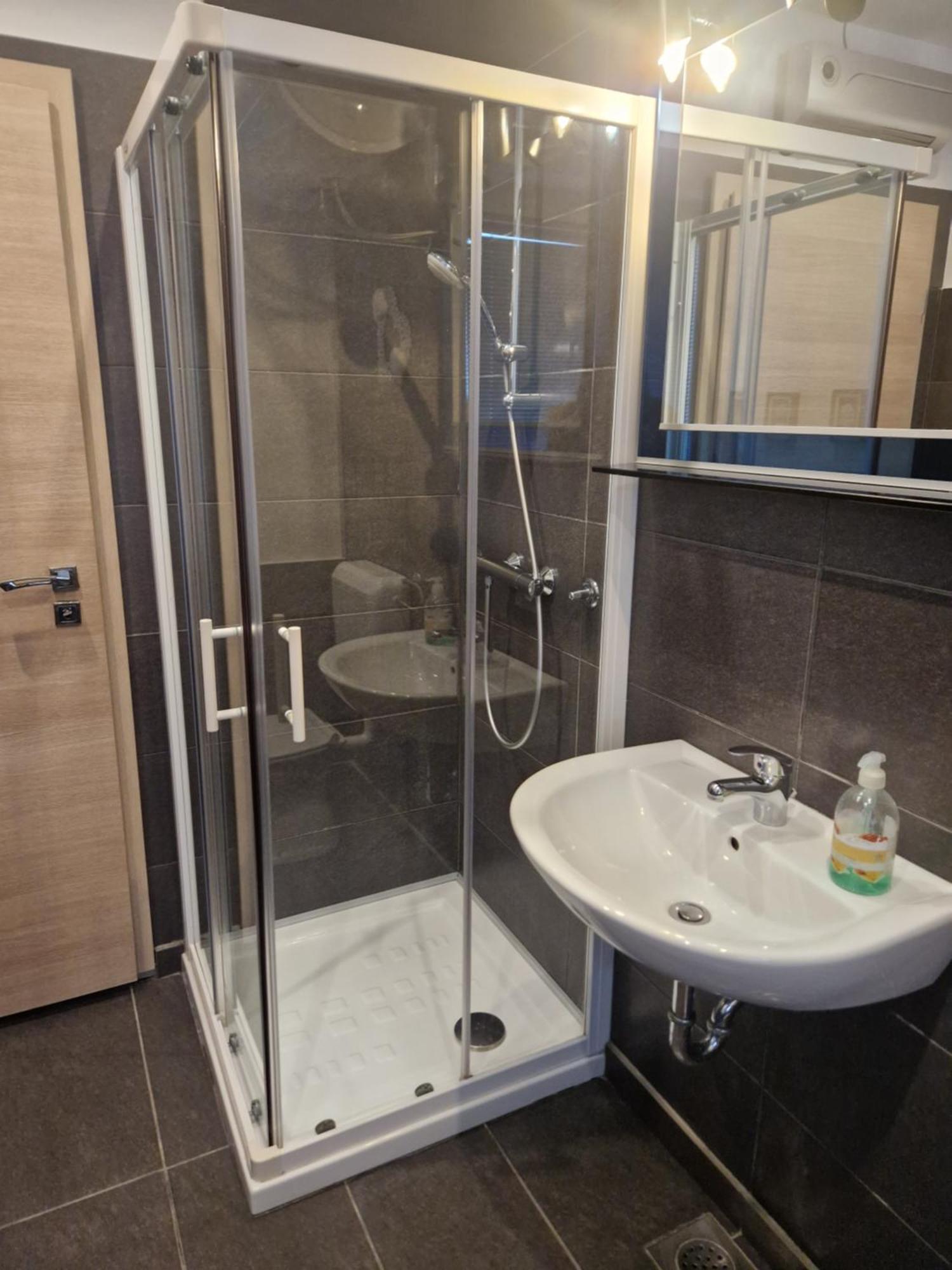 Apartmans Robo Capodistria Esterno foto