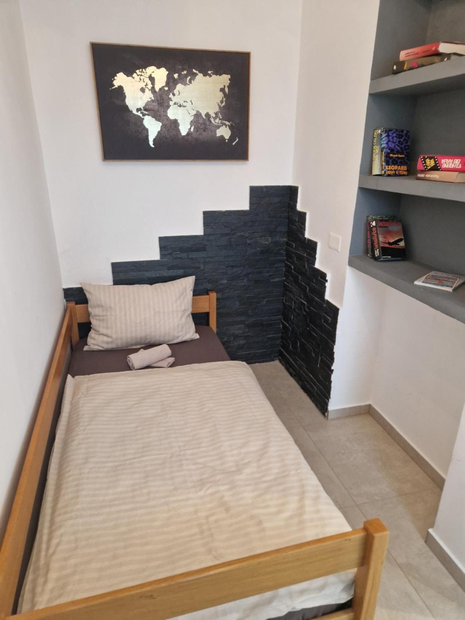 Apartmans Robo Capodistria Esterno foto